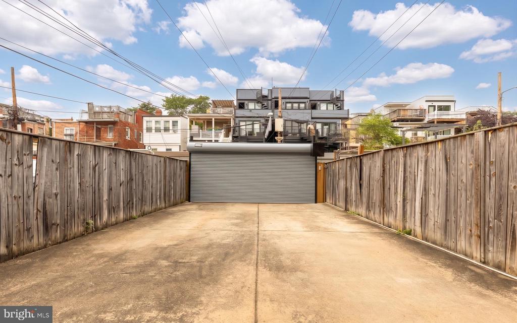 1223 KENYON STREET NW Unit: 3