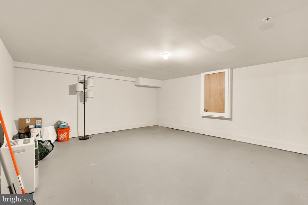 1223 KENYON STREET NW Unit: 3