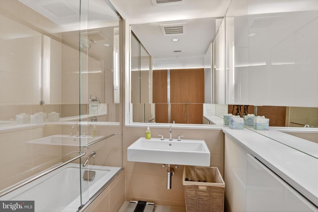 920 I STREET NW Unit: 411