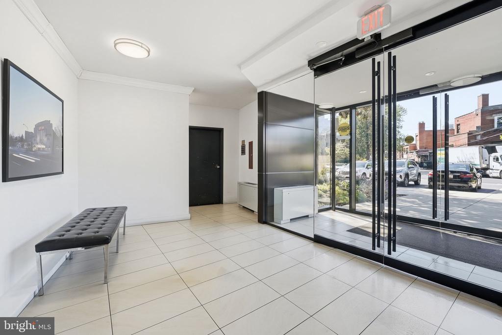 2755 ORDWAY STREET NW Unit: 203