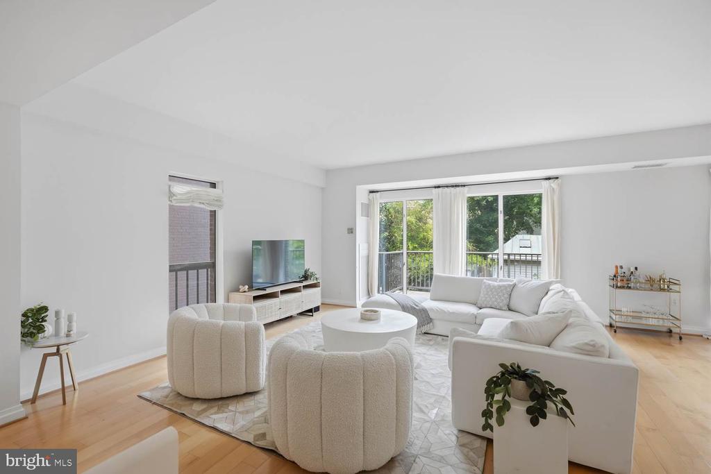 3251 PROSPECT STREET NW Unit: 302