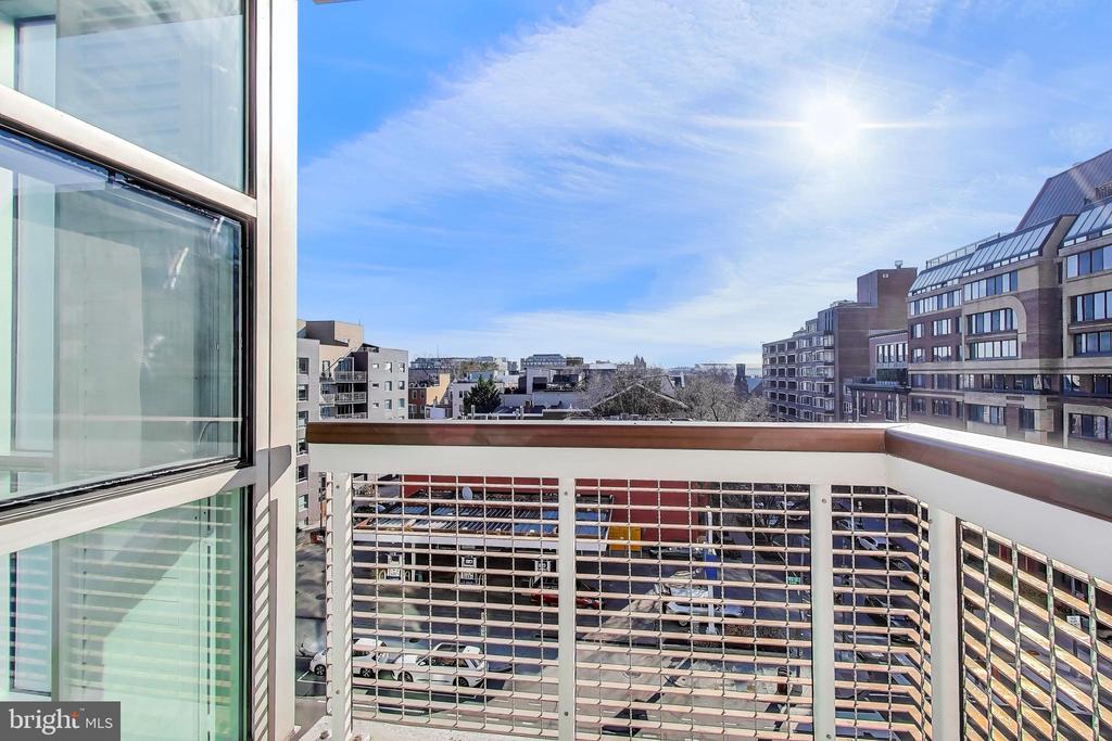 1300 13TH STREET NW Unit: 601