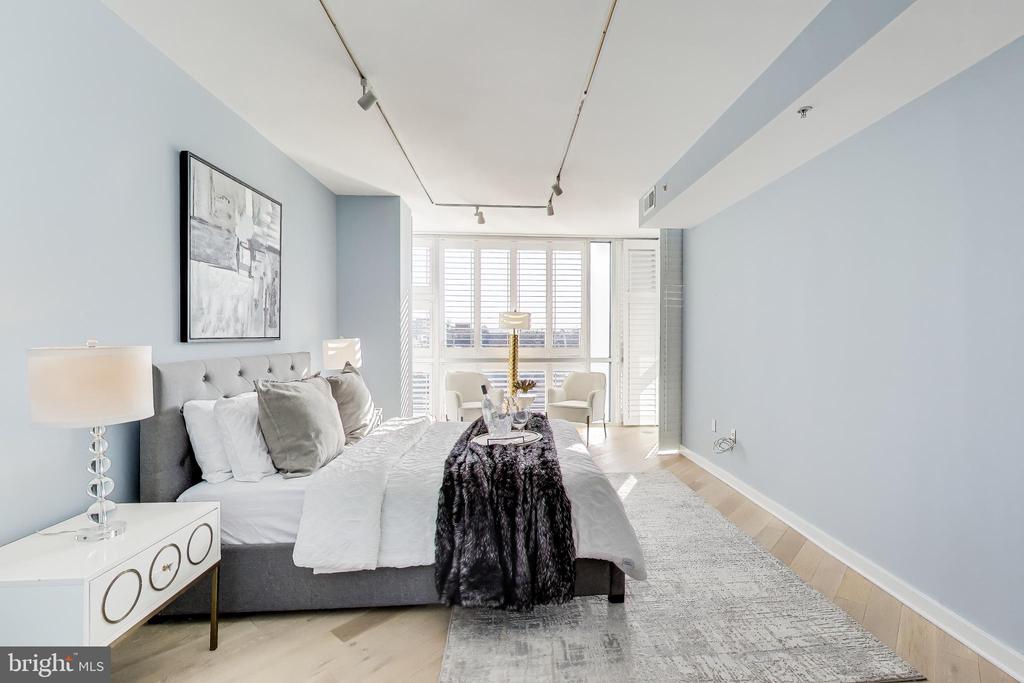 1300 13TH STREET NW Unit: 601