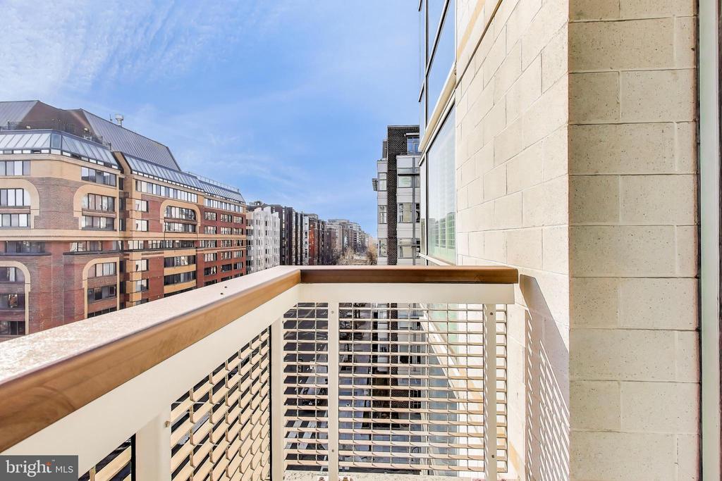 1300 13TH STREET NW Unit: 601