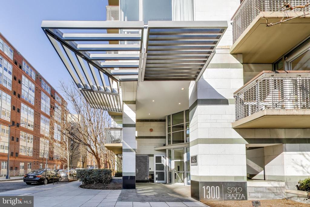 1300 13TH STREET NW Unit: 601