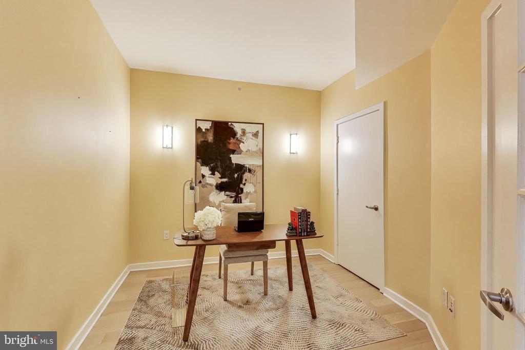 1300 13TH STREET NW Unit: 601