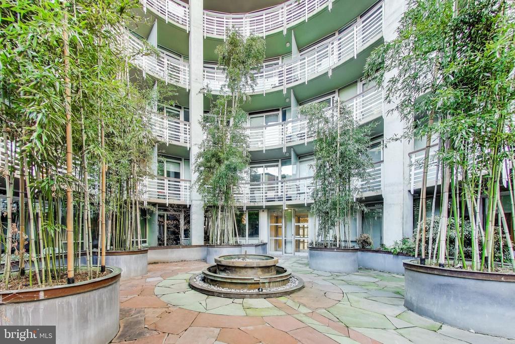 1300 13TH STREET NW Unit: 601