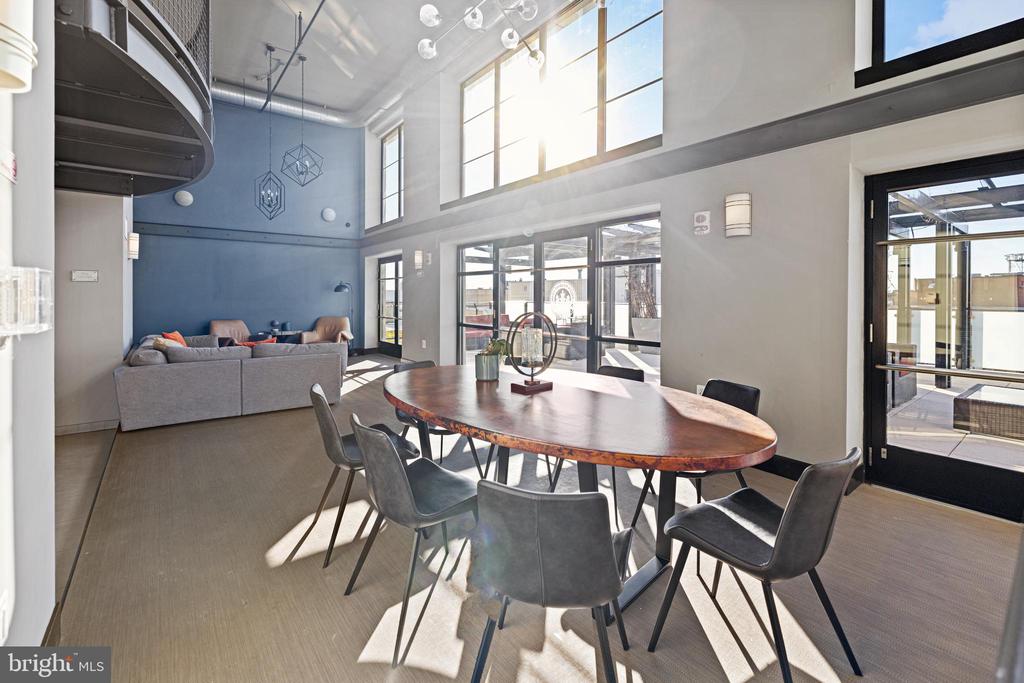 1133 14TH STREET NW Unit: 1210