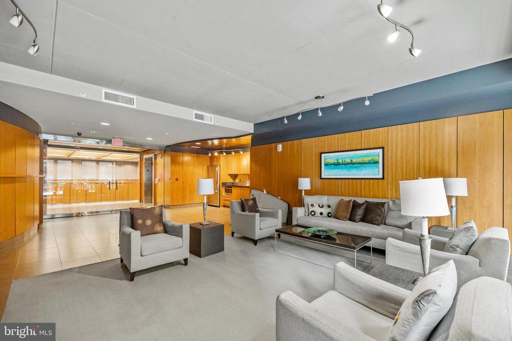 1133 14TH STREET NW Unit: 1210