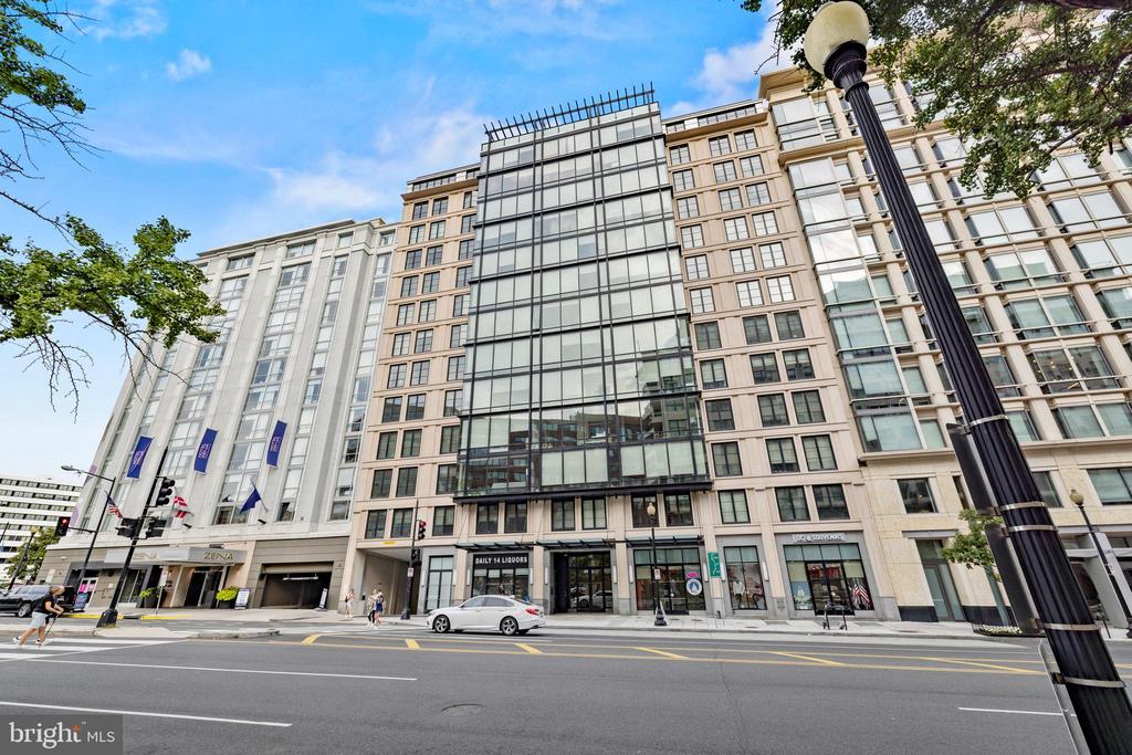 1133 14TH STREET NW Unit: 1210