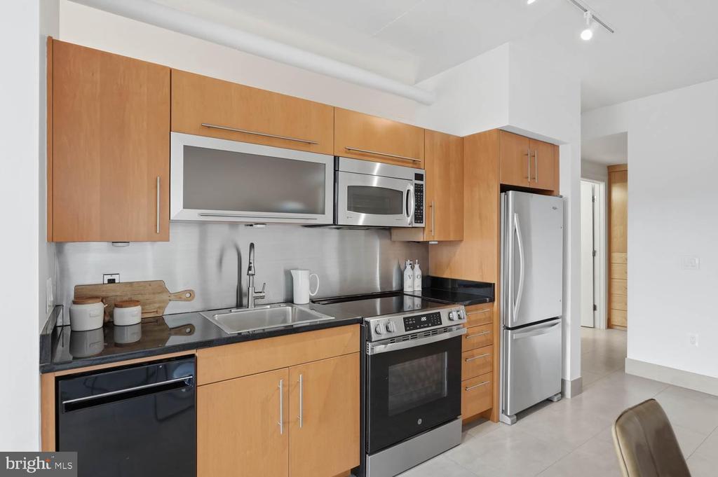 1133 14TH STREET NW Unit: 1210