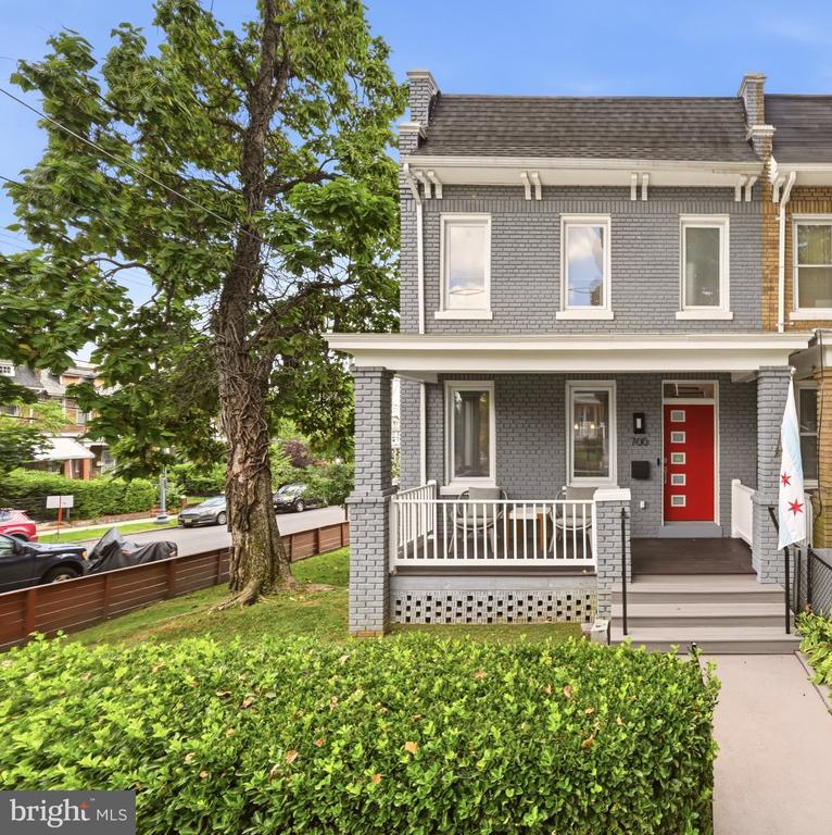 700 LONGFELLOW STREET NW