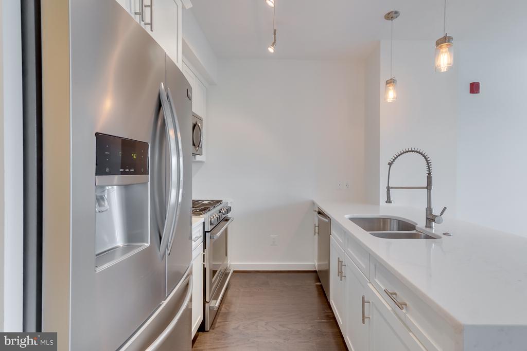 1451 GIRARD STREET NW Unit: 4