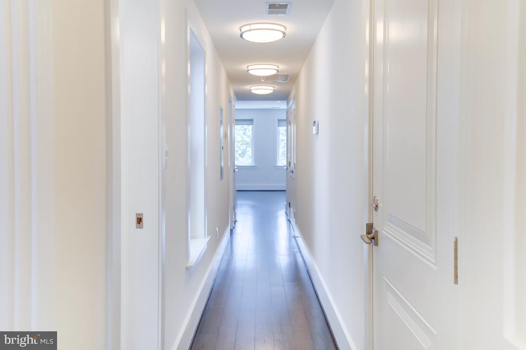 1451 GIRARD STREET NW Unit: 4