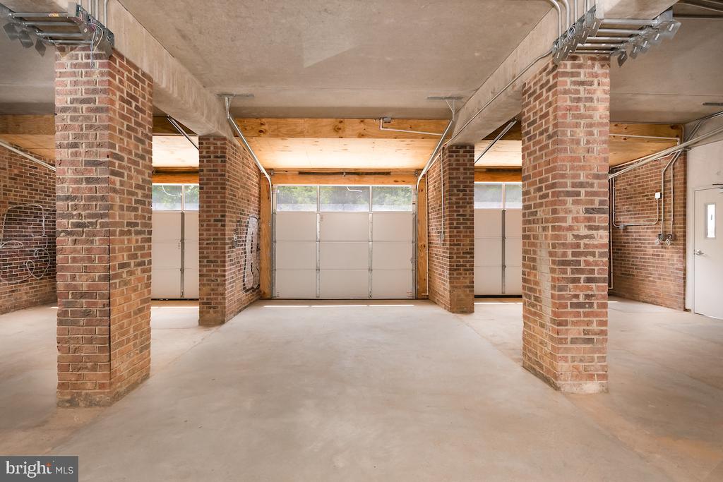 1800 MONTANA AVENUE NE Unit: WR101