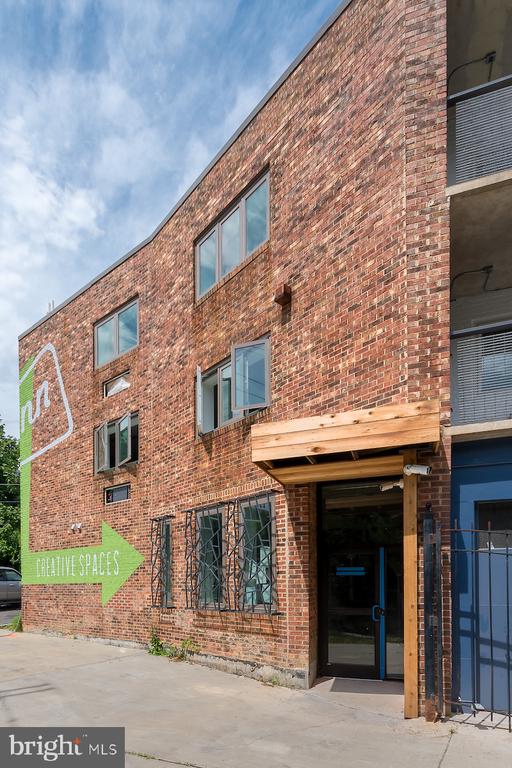 1800 MONTANA AVENUE NE Unit: WR101