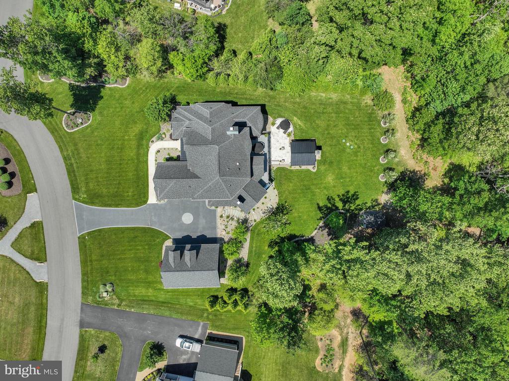 1006 ST ANNES LANE