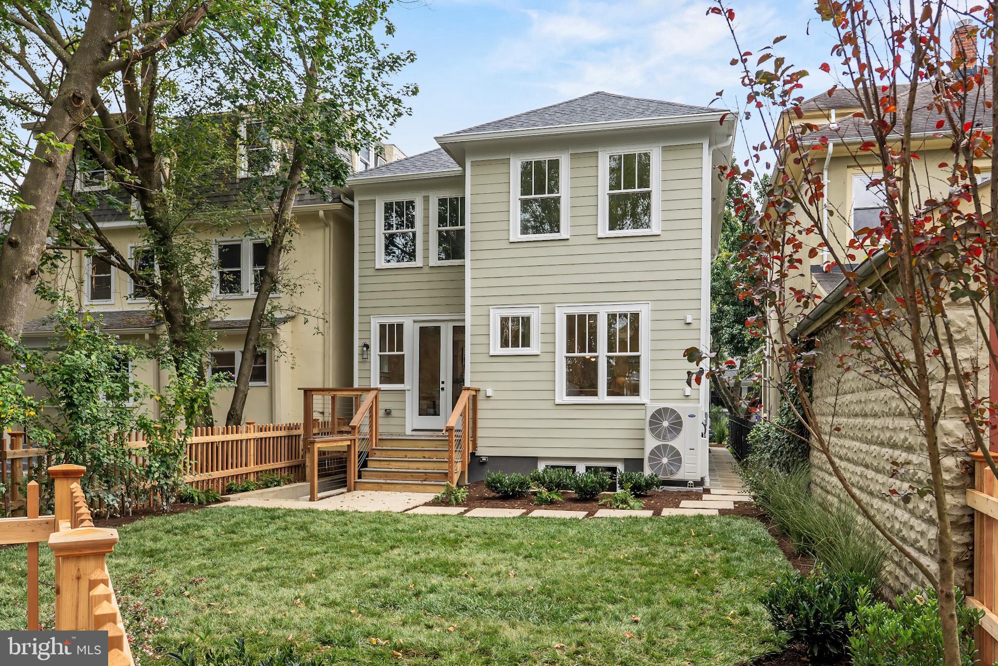 48 MURRAY AVENUE