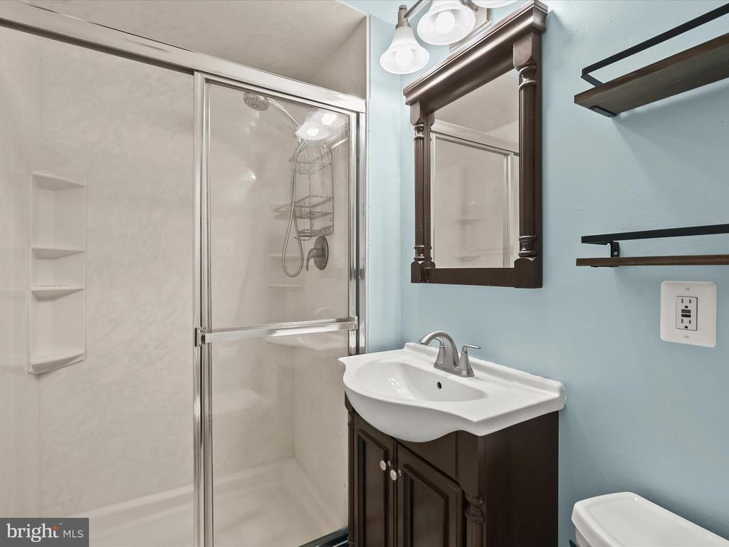 5757 YELLOWROSE COURT