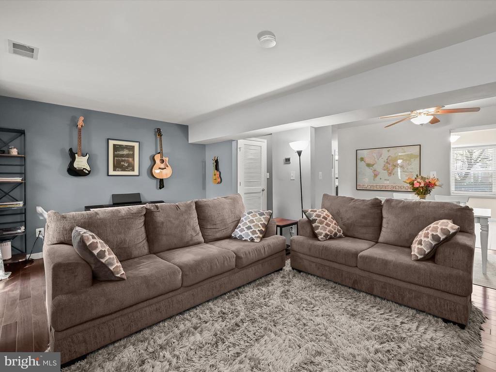 5757 YELLOWROSE COURT