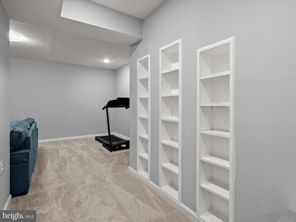 5757 YELLOWROSE COURT