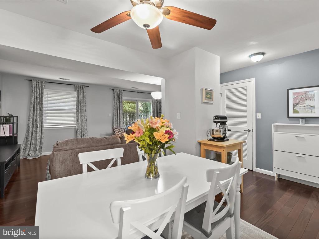5757 YELLOWROSE COURT