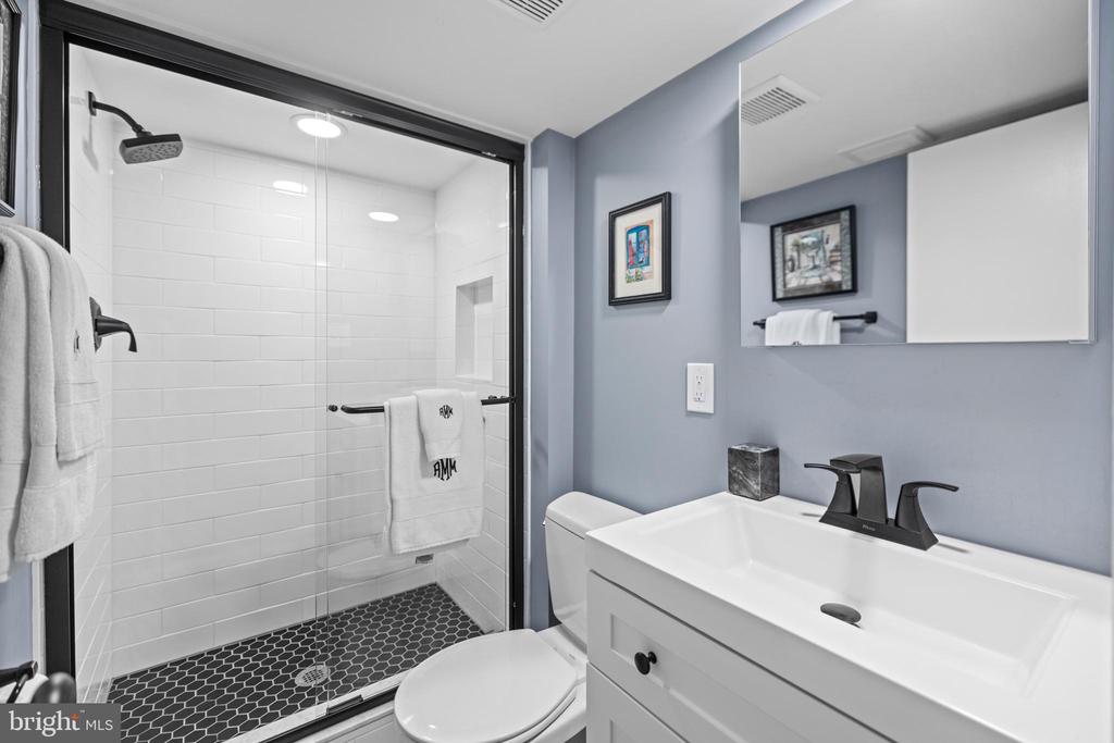 5 Blue Ribbon Ct #6-3