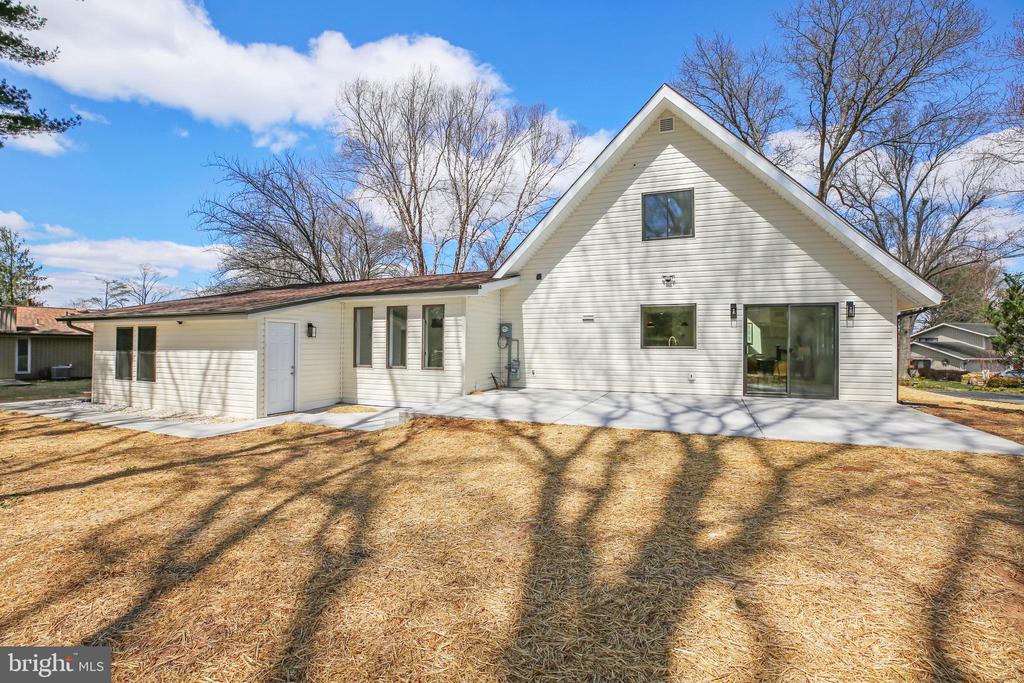 19133 HERITAGE HILLS DRIVE