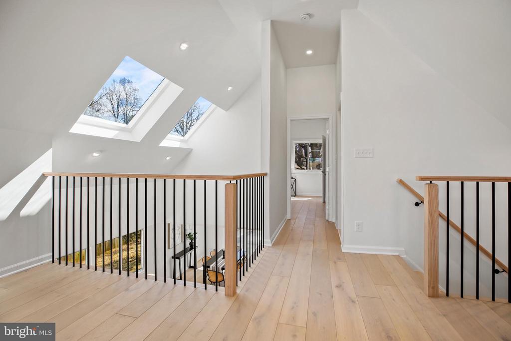 19133 HERITAGE HILLS DRIVE
