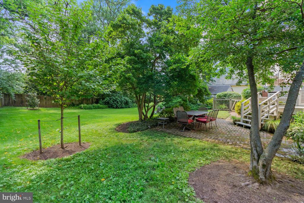 7406 BROOKVILLE ROAD