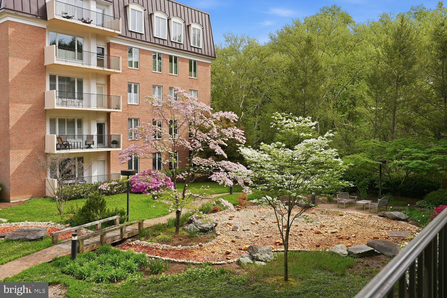 8101 CONNECTICUT AVENUE S-405