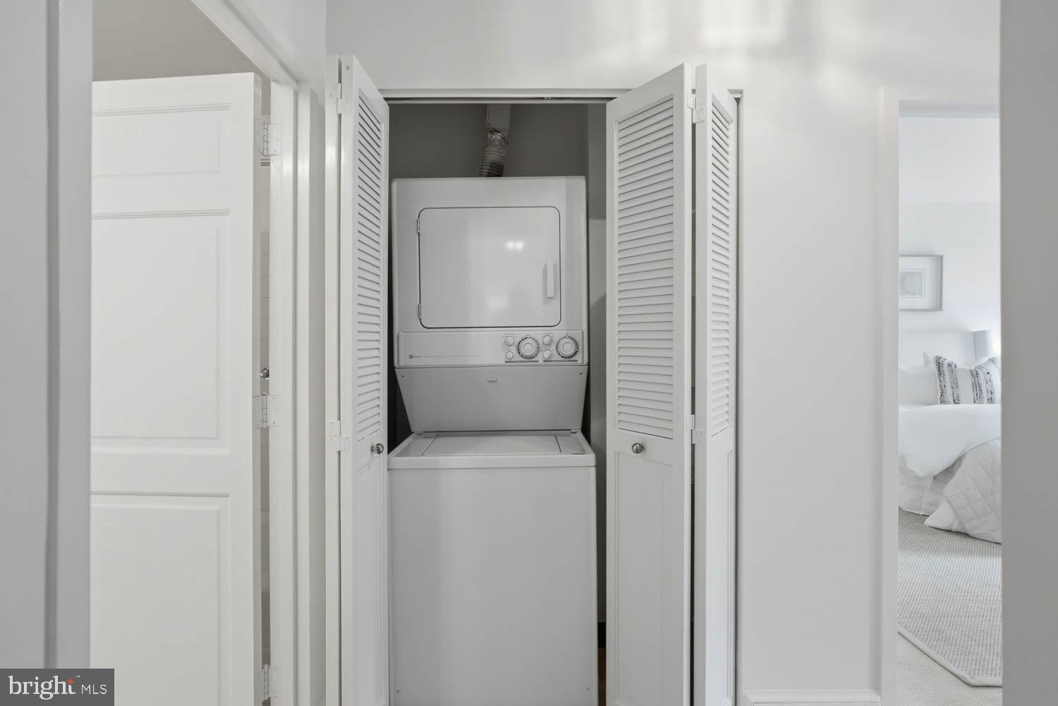 8101 CONNECTICUT AVENUE S-405