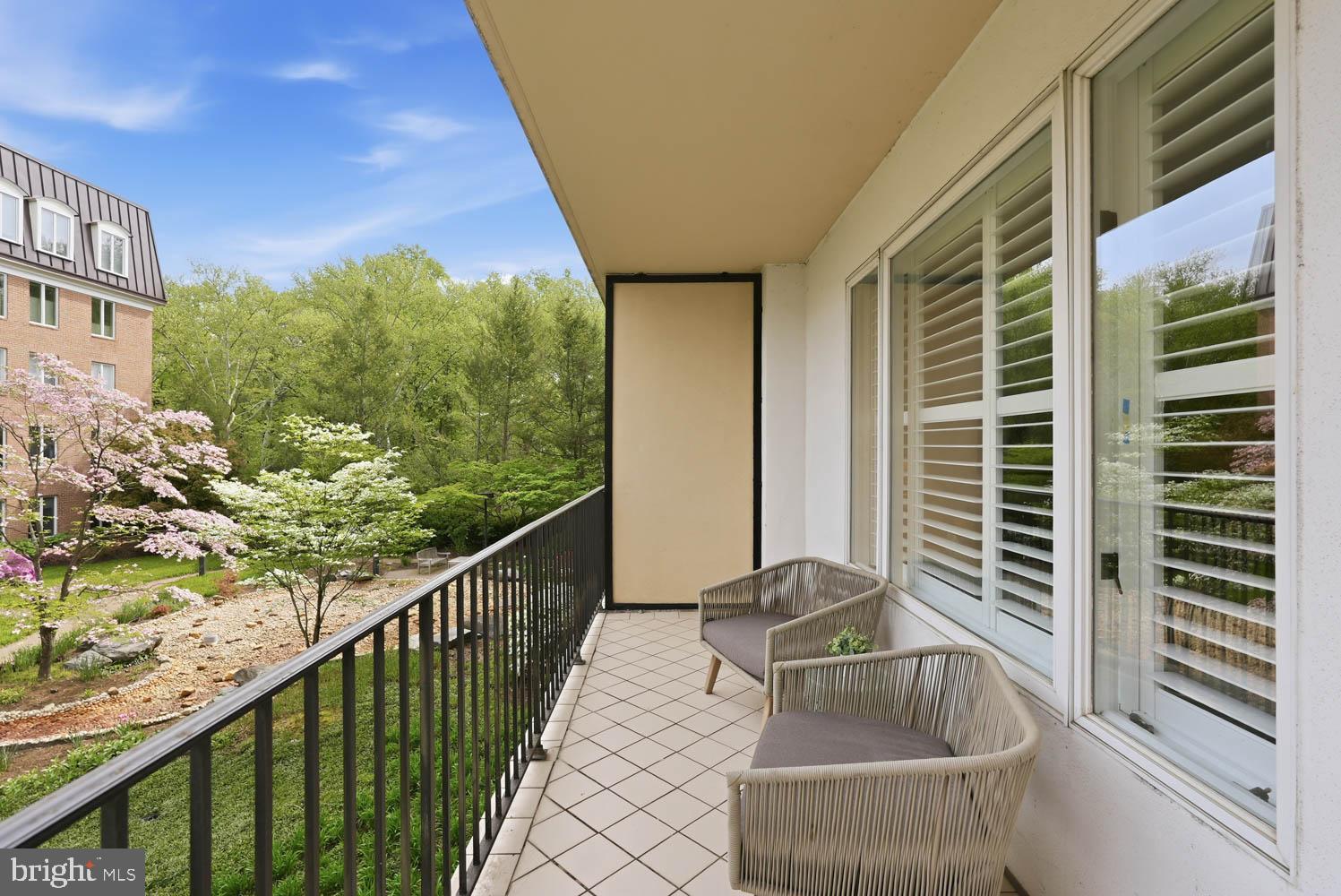 8101 CONNECTICUT AVENUE S-405