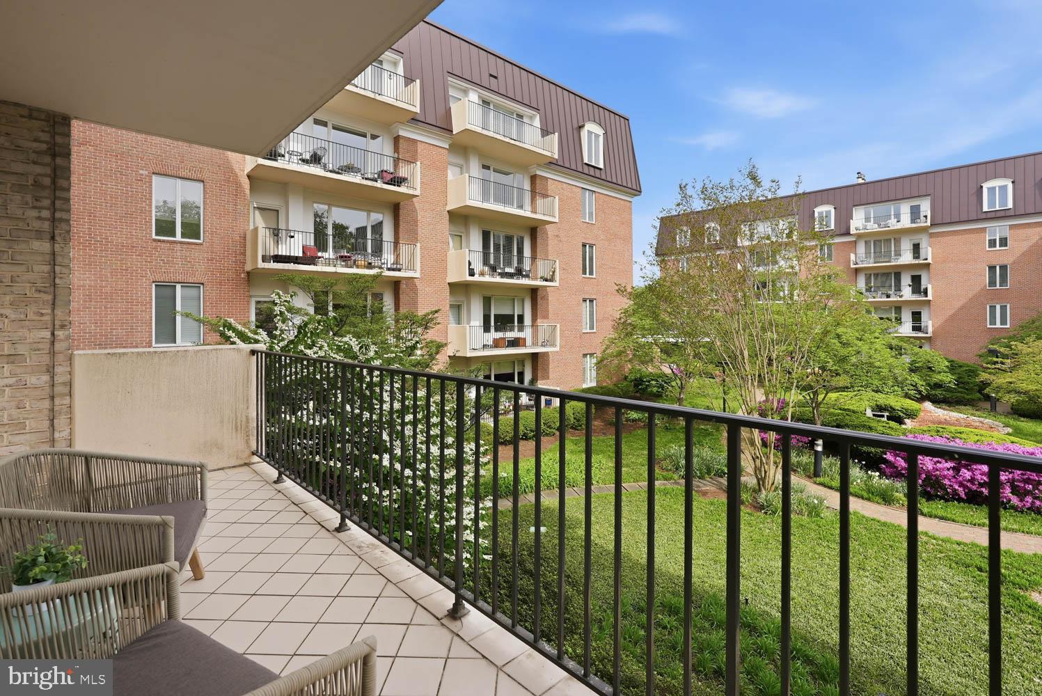 8101 CONNECTICUT AVENUE S-405