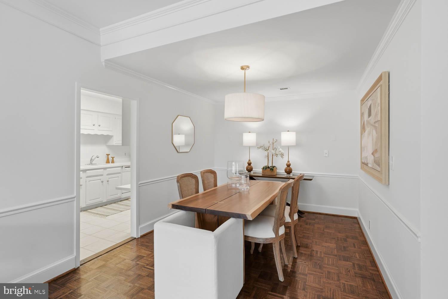 8101 CONNECTICUT AVENUE S-405