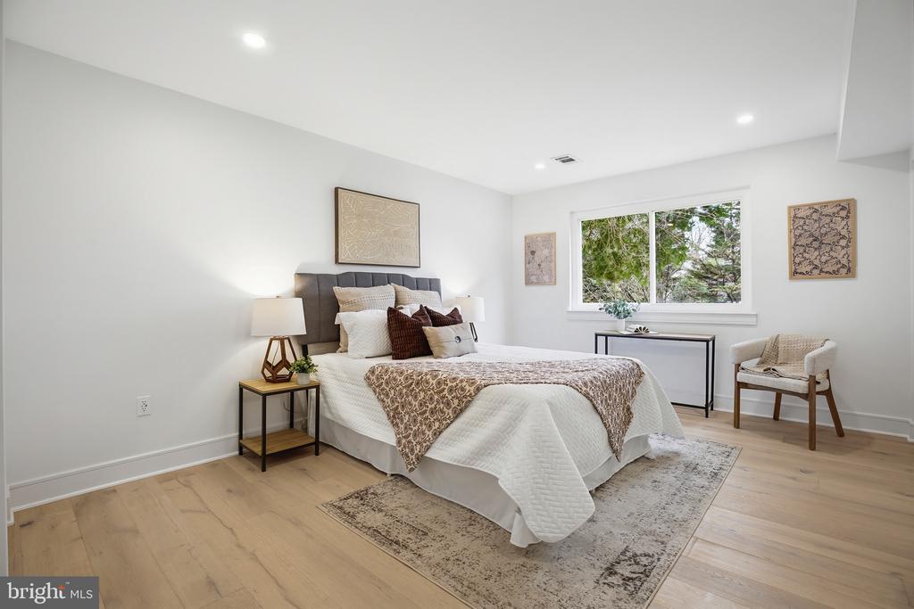 14828 FIRESIDE DRIVE