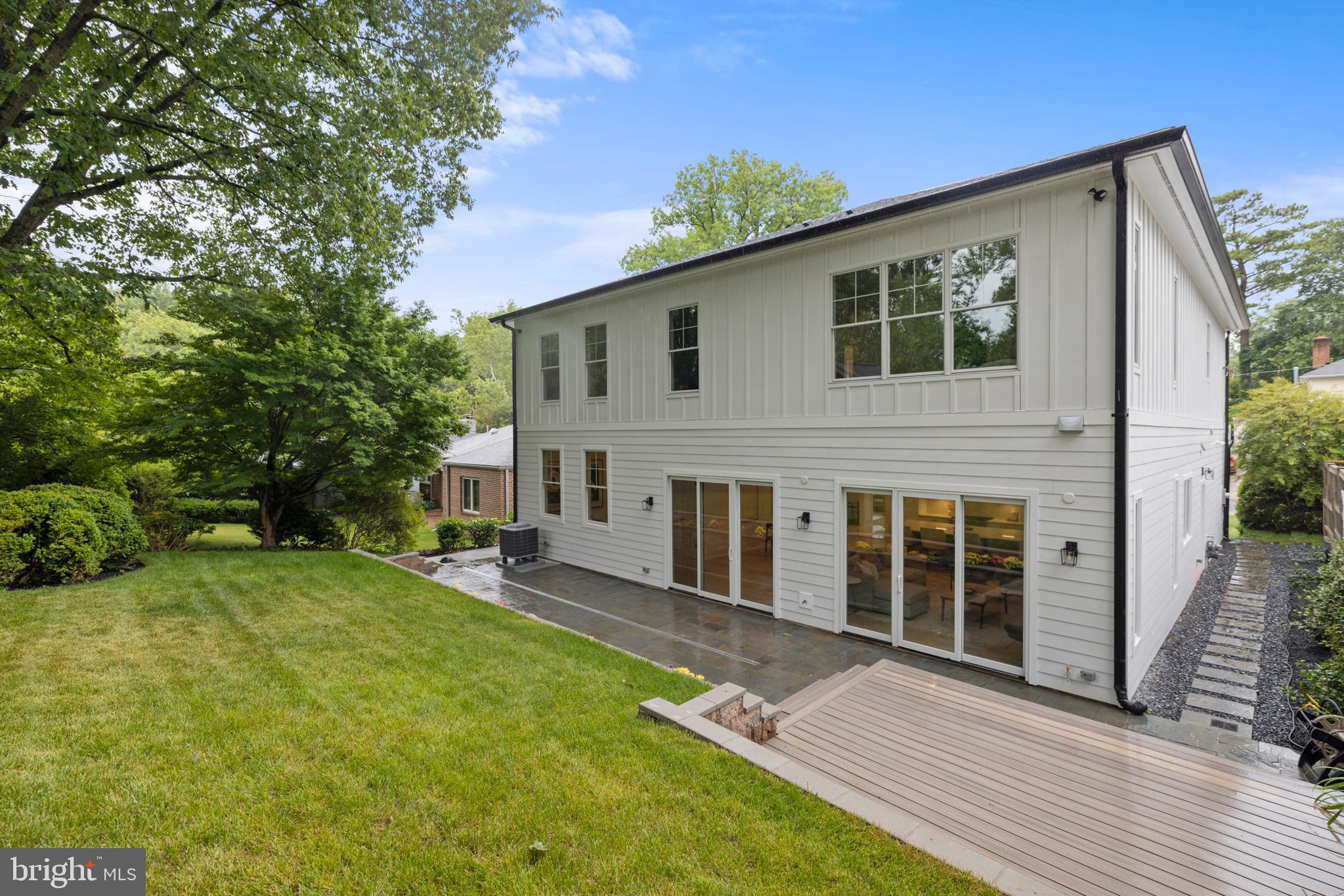 8609 WOODBROOK LANE