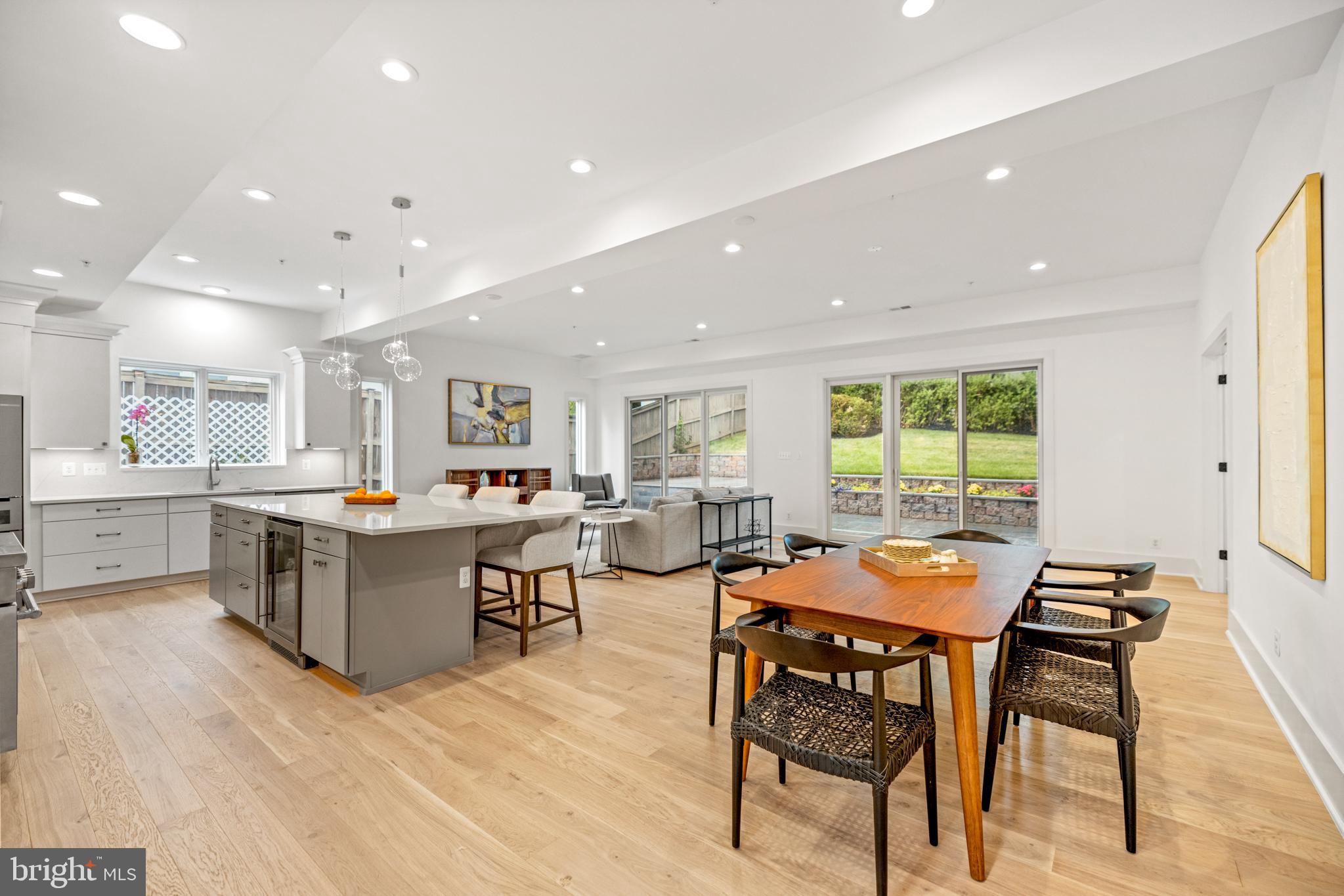 8609 WOODBROOK LANE