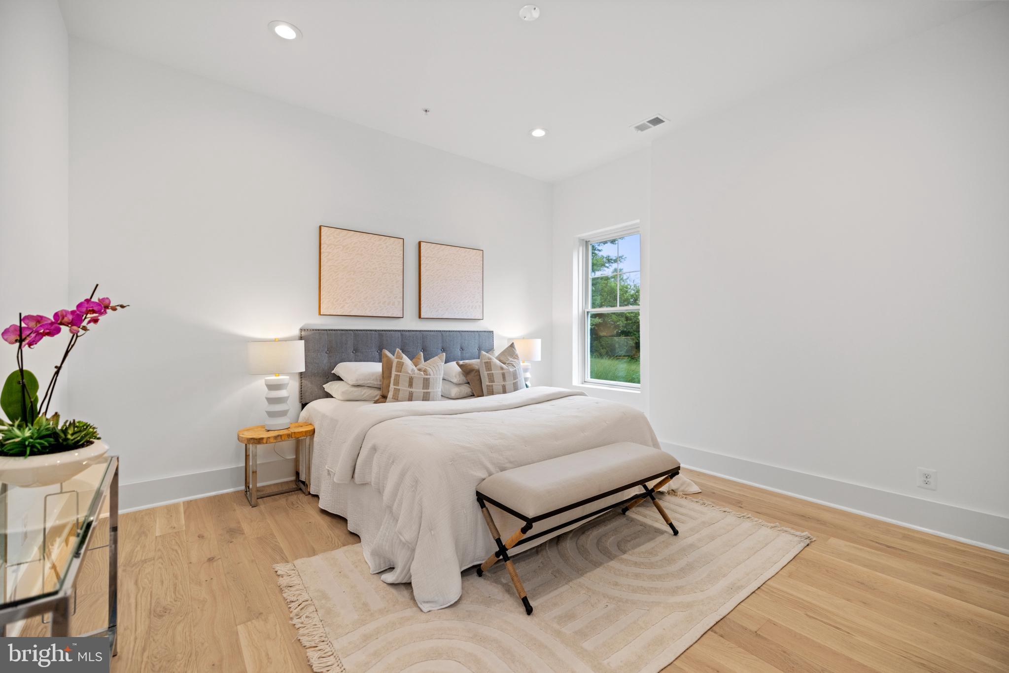 8609 WOODBROOK LANE