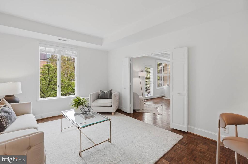 8101 CONNECTICUT AVENUE Unit: S-405