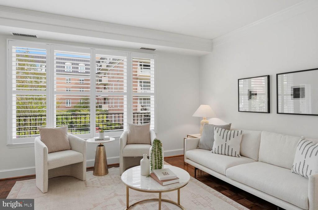 8101 CONNECTICUT AVENUE Unit: S-405