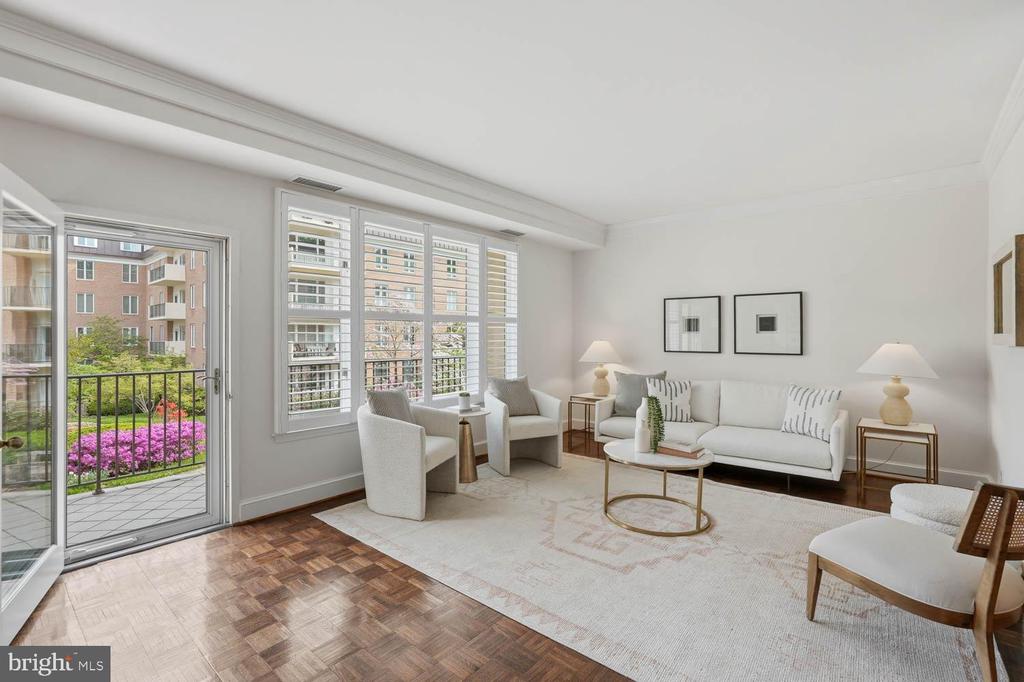 8101 CONNECTICUT AVENUE Unit: S-405