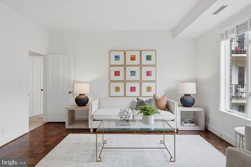 8101 CONNECTICUT AVENUE Unit: S-405