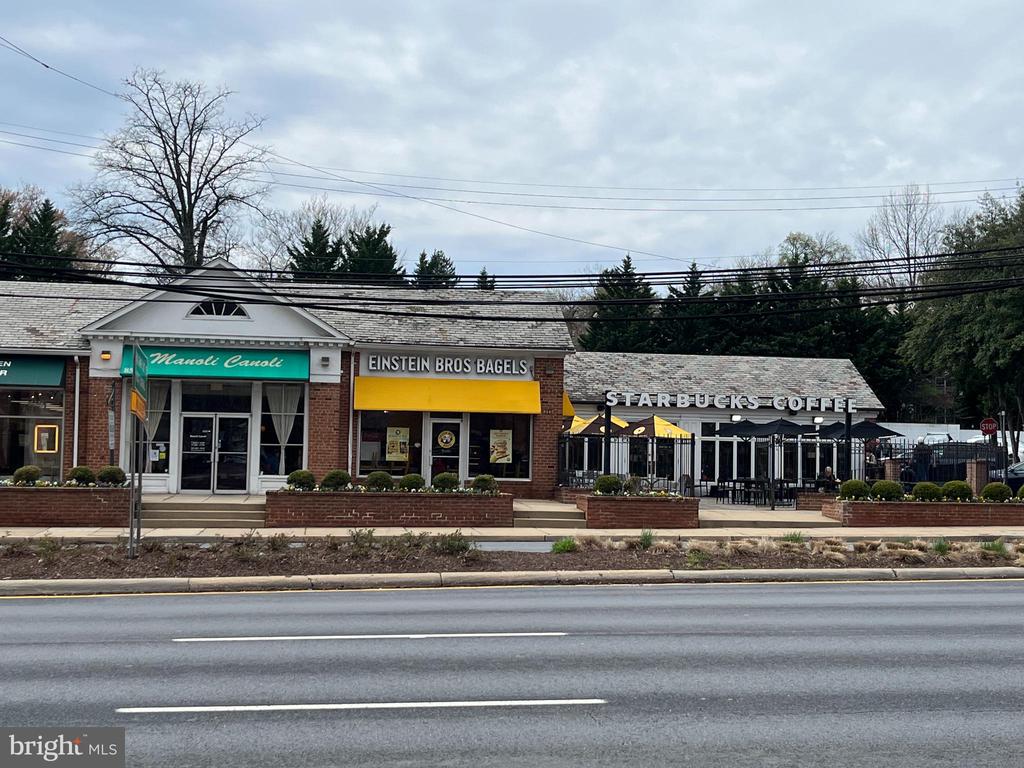 8101 CONNECTICUT AVENUE Unit: S-405
