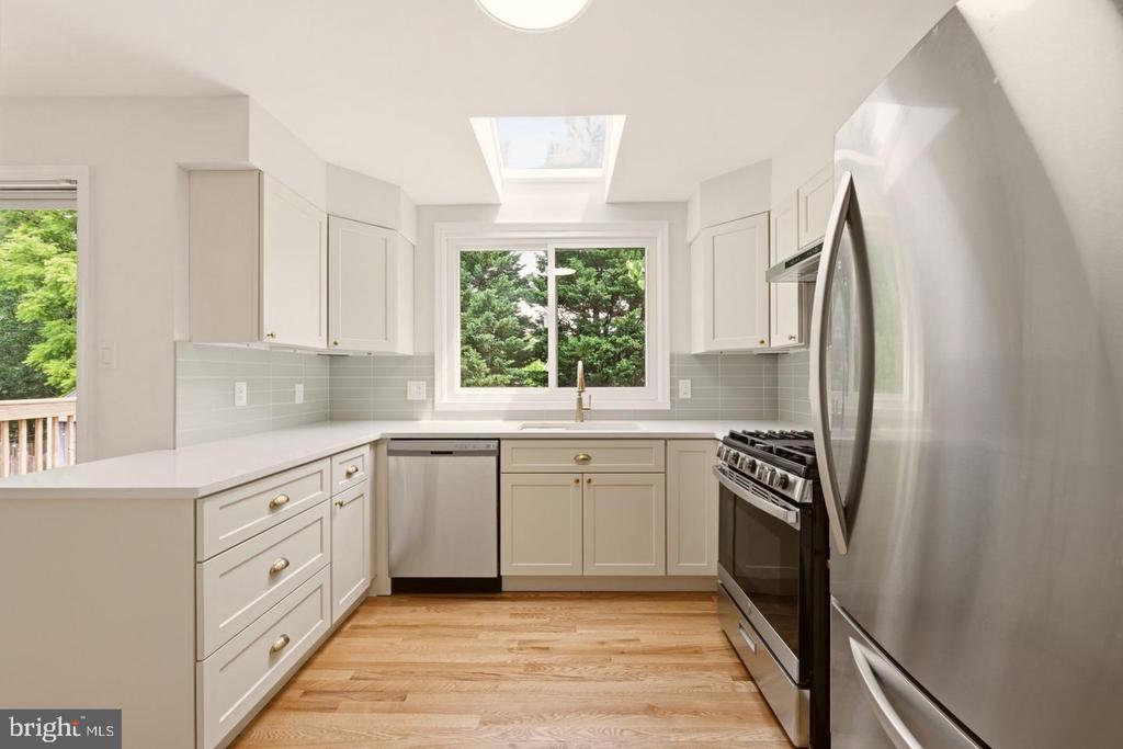 11117 MIDVALE ROAD