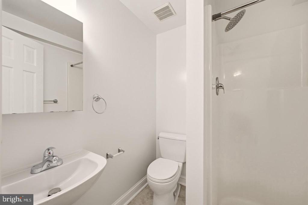 11117 MIDVALE ROAD