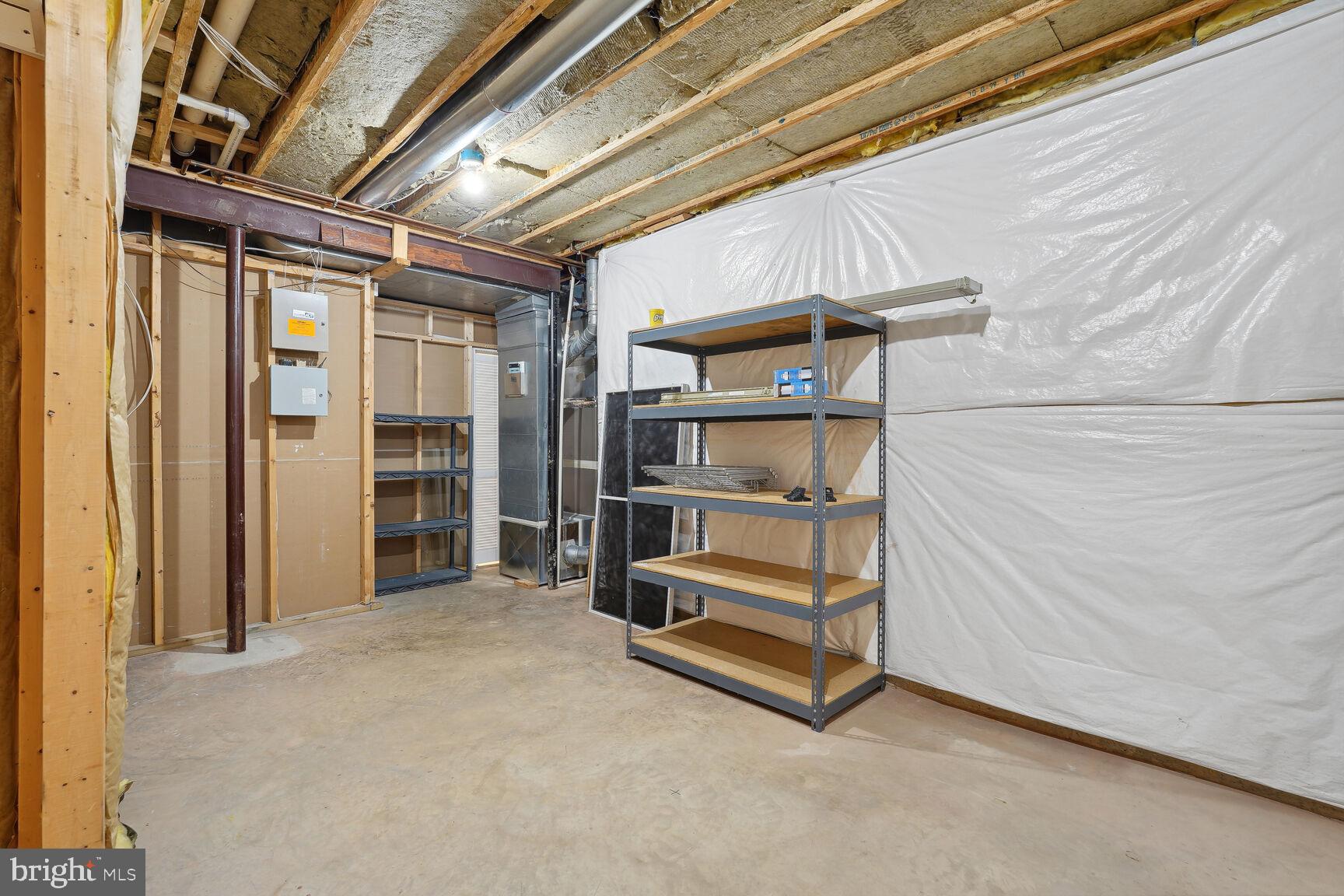 4903 Williamsburg BOULEVARD