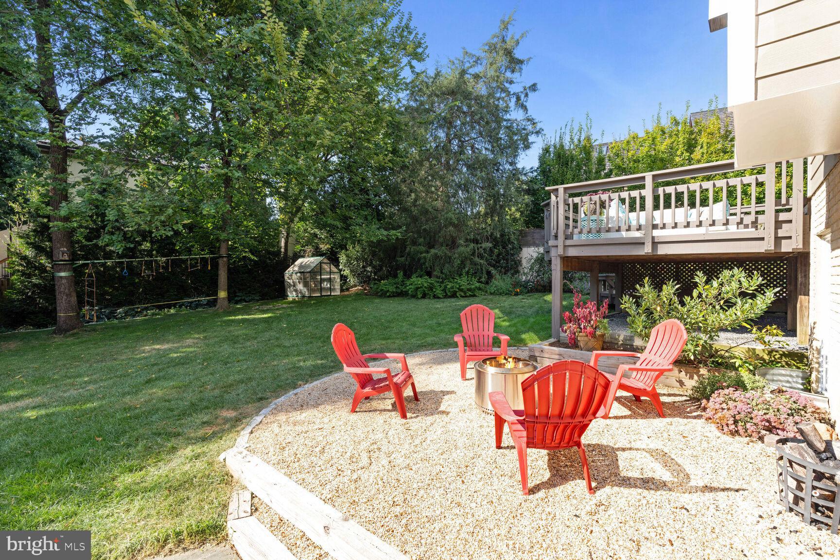 4903 Williamsburg BOULEVARD