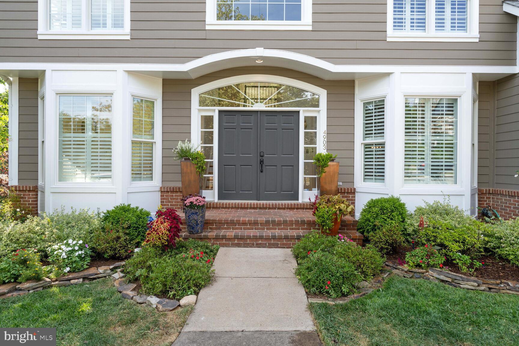 4903 Williamsburg BOULEVARD