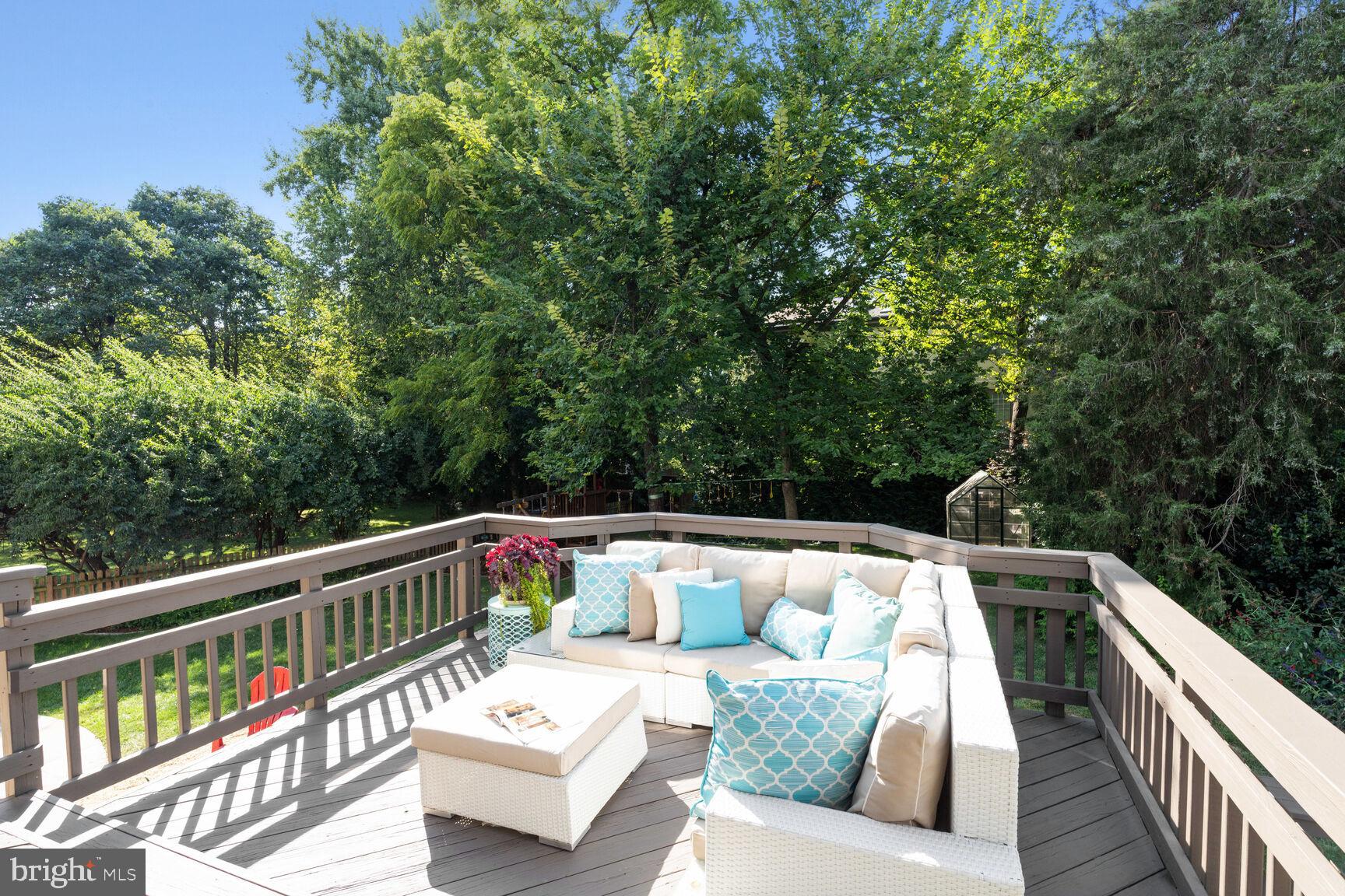 4903 Williamsburg BOULEVARD